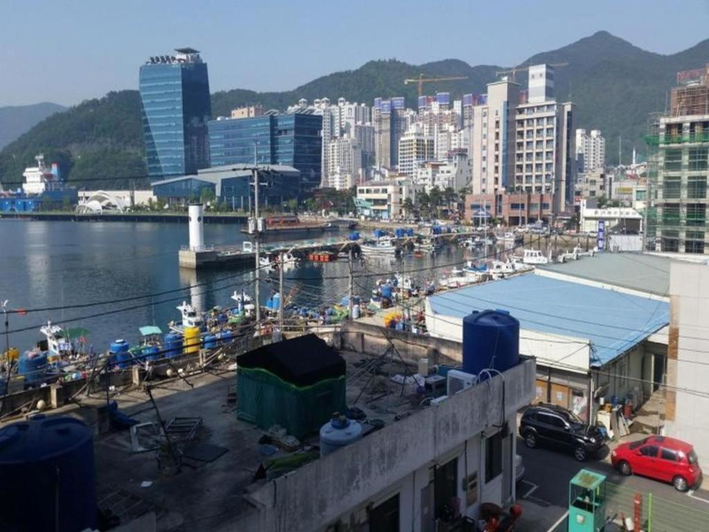 Geoje Win Hotel Exterior foto