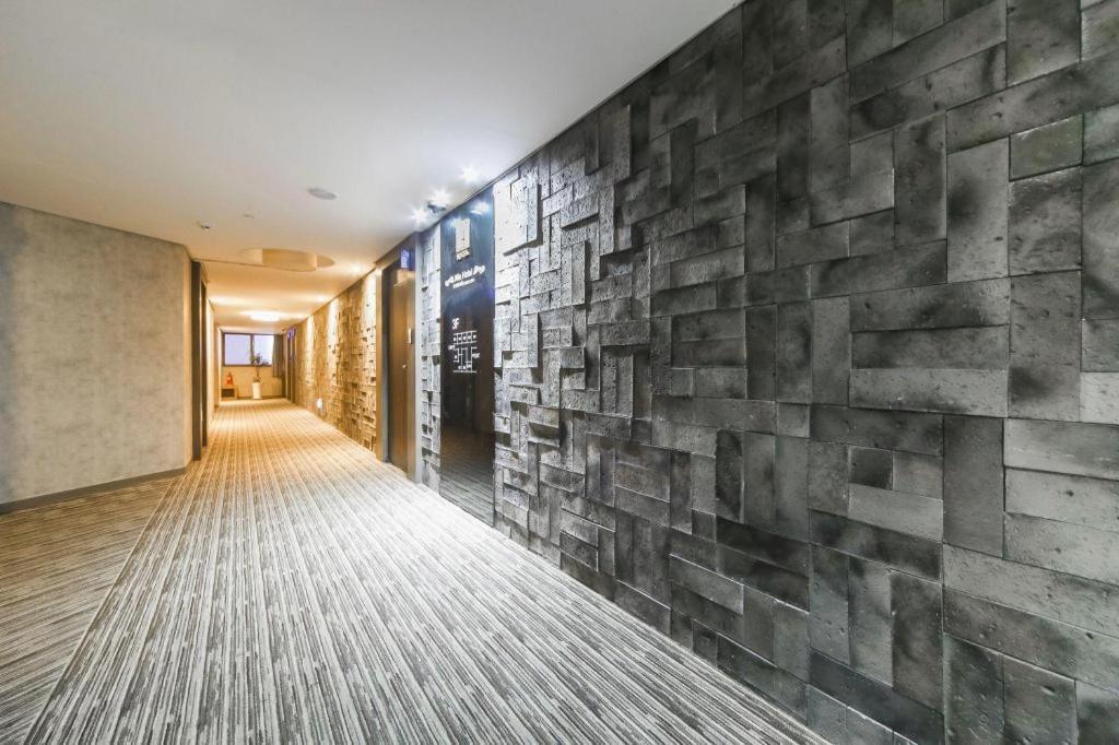 Geoje Win Hotel Exterior foto